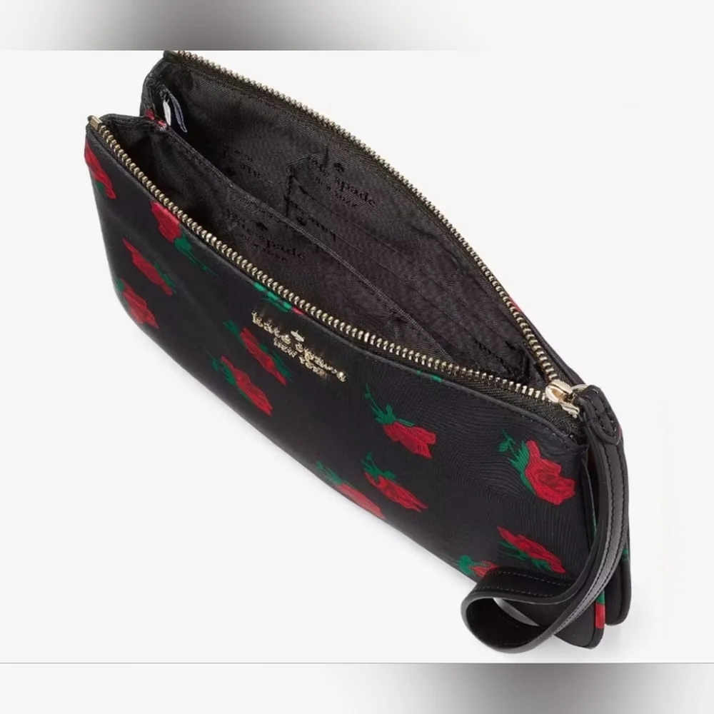 Kate Spade Chelsea Rose 🌹 Toss Printed Medium Wristlet Pouch NWT 👝